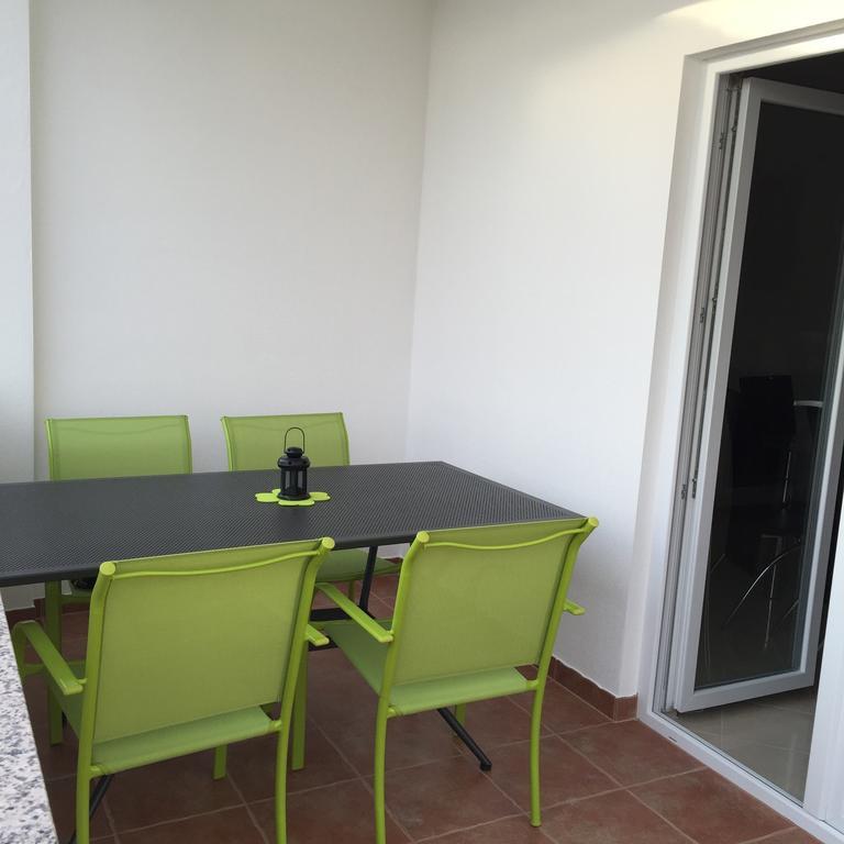 Apartment Ive โตรกีร์ ห้อง รูปภาพ