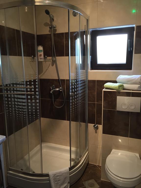 Apartment Ive โตรกีร์ ห้อง รูปภาพ