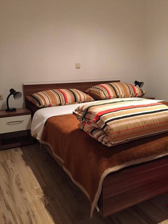 Apartment Ive โตรกีร์ ห้อง รูปภาพ