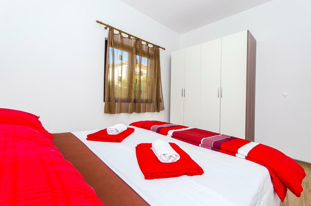 Apartment Ive โตรกีร์ ภายนอก รูปภาพ